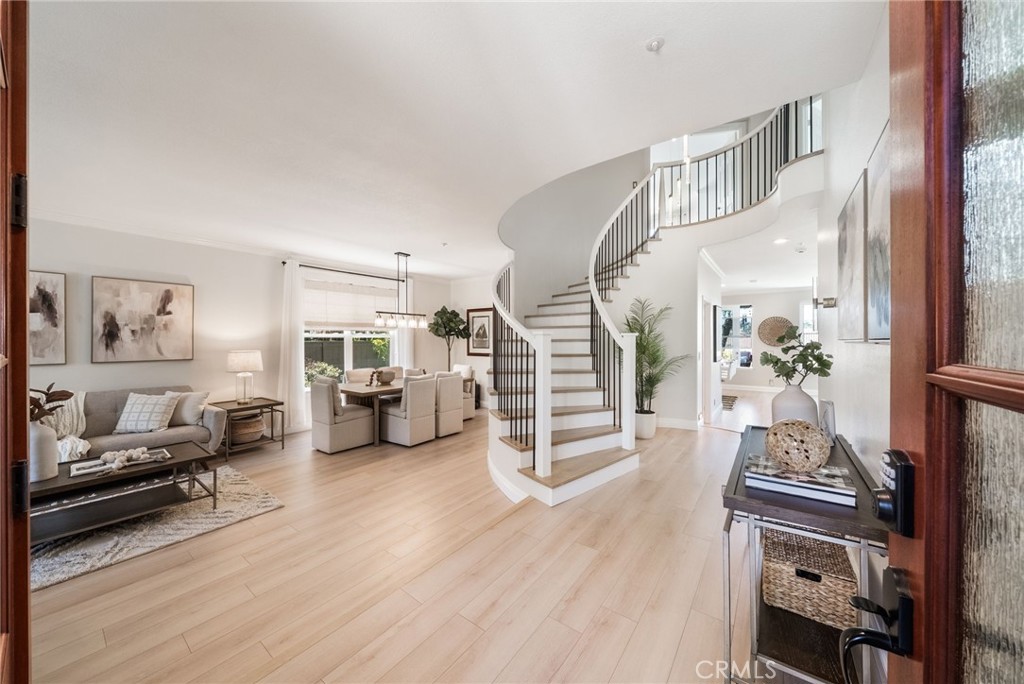 2536 Calle Jade