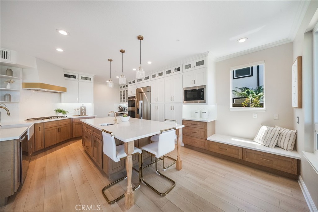2536 Calle Jade