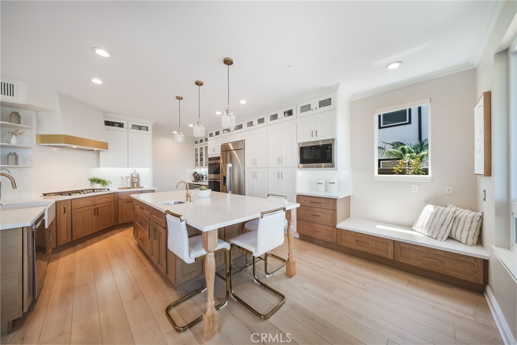 2536 Calle Jade