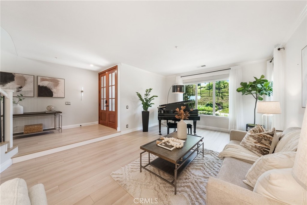 2536 Calle Jade