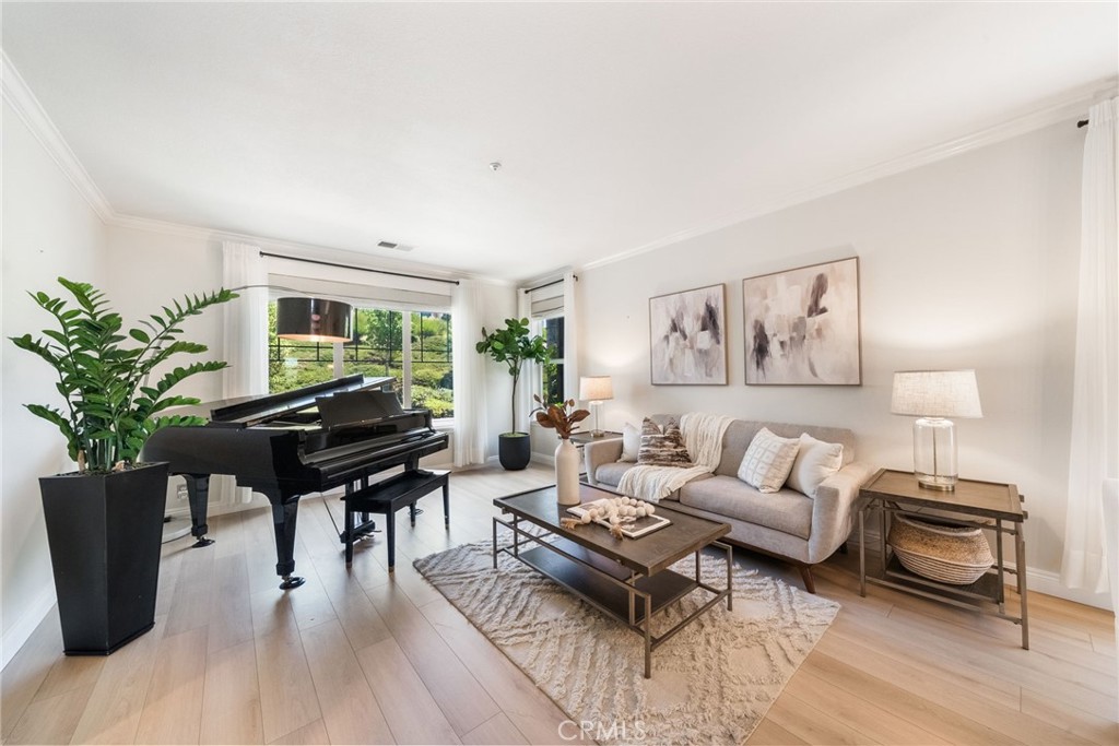 2536 Calle Jade