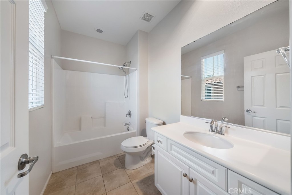 32 Aliso Ridge