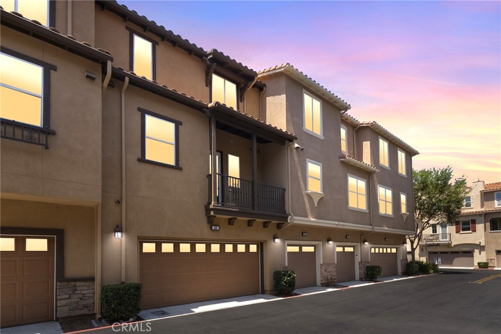32 Aliso Ridge