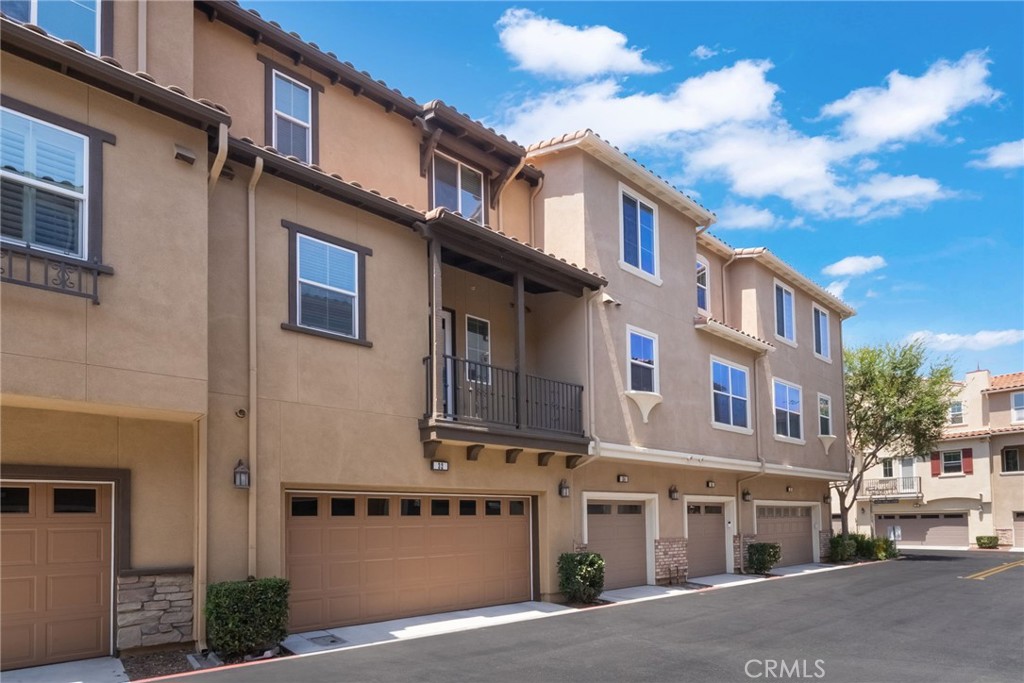 32 Aliso Ridge