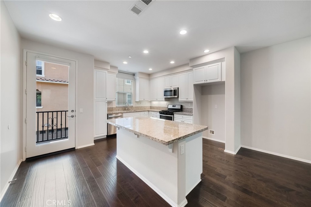 32 Aliso Ridge