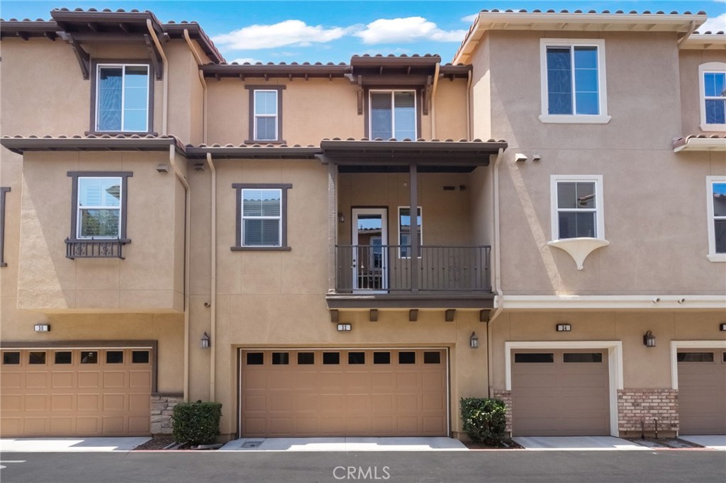 32 Aliso Ridge