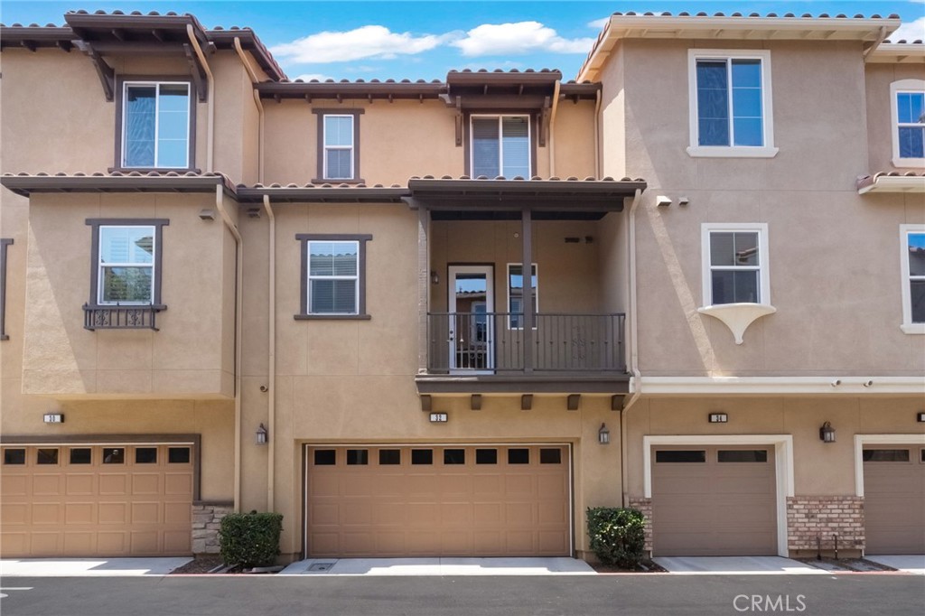 32 Aliso Ridge