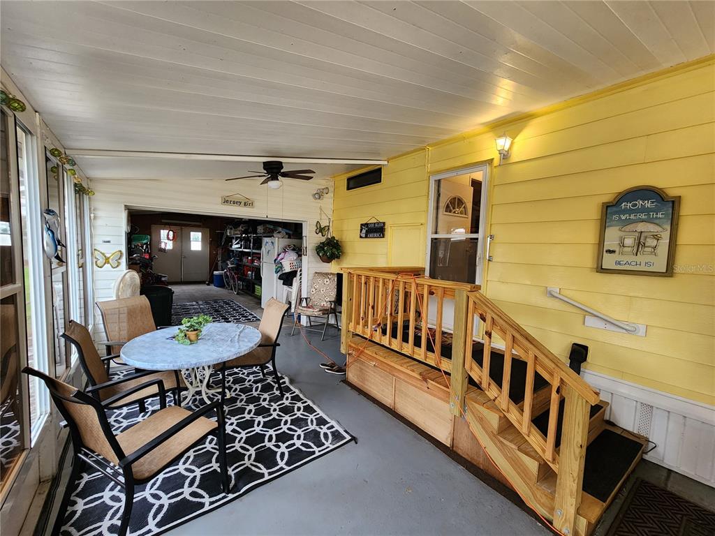 217 GREEN MEADOW DR