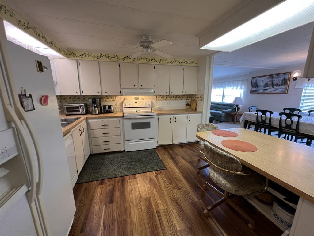 168 CHERRYWOOD DR