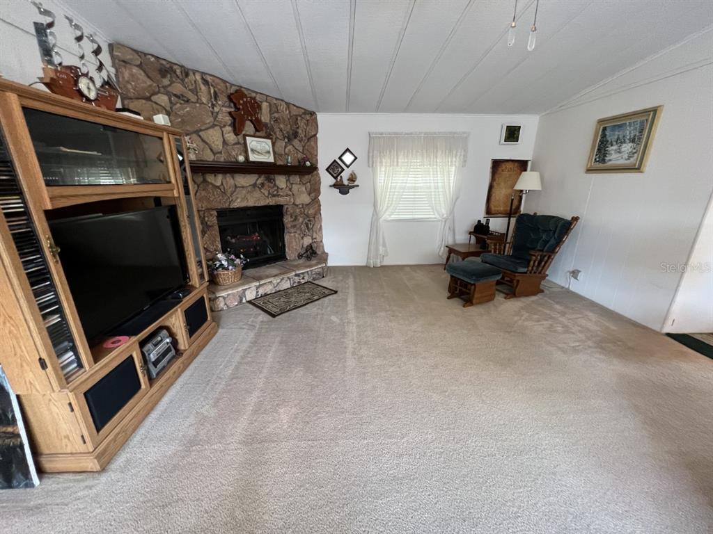 168 CHERRYWOOD DR