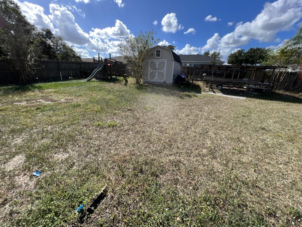 6065 HILLSIDE HEIGHTS DR