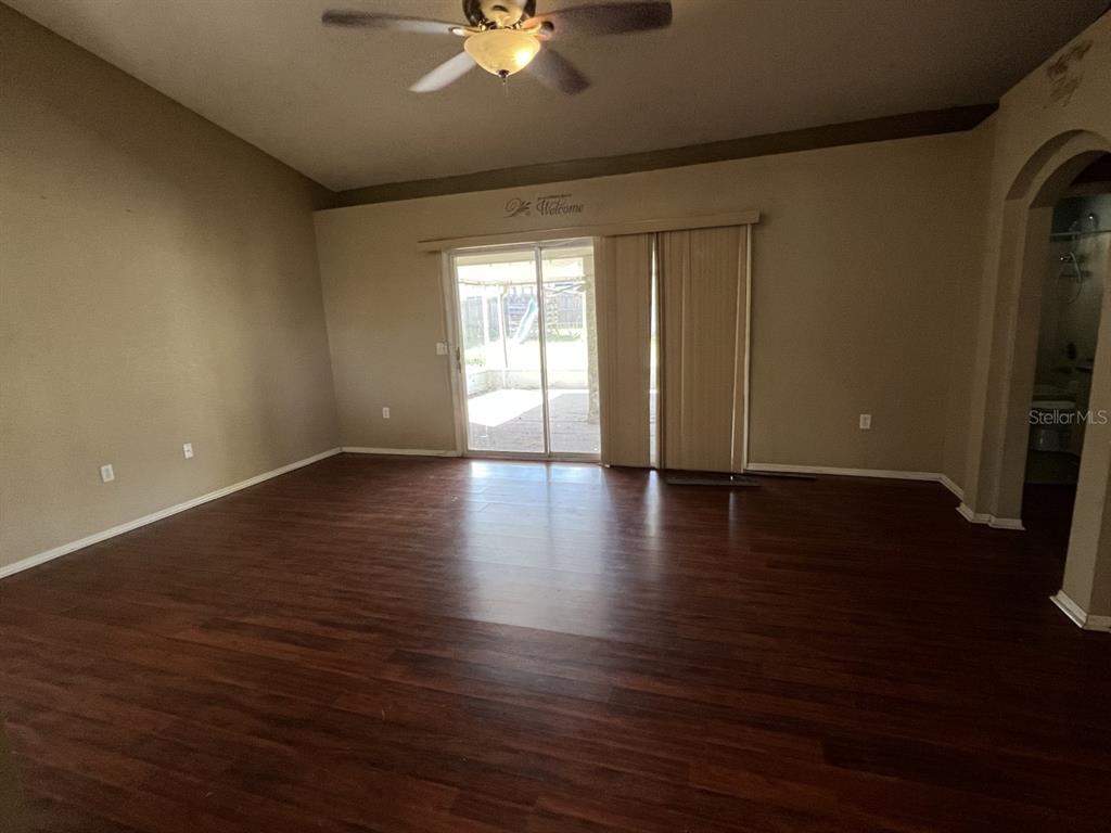 6065 HILLSIDE HEIGHTS DR