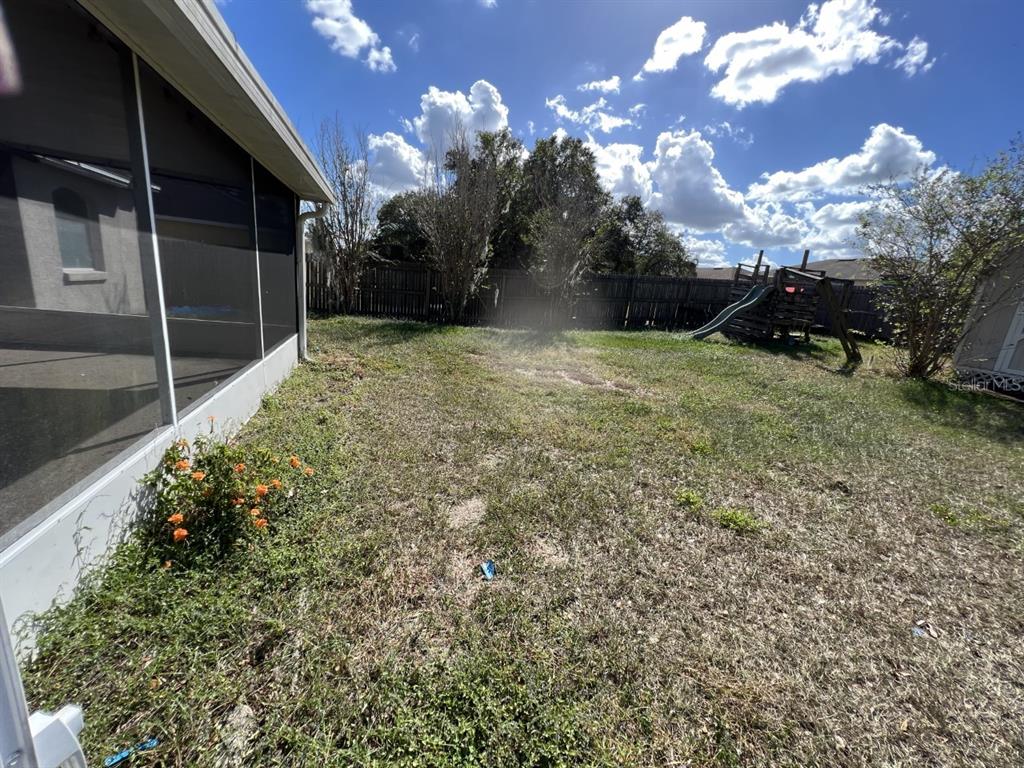 6065 HILLSIDE HEIGHTS DR