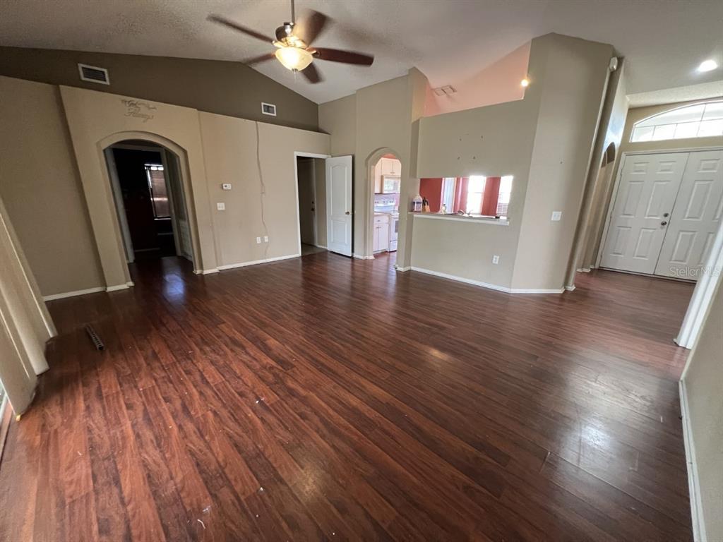 6065 HILLSIDE HEIGHTS DR