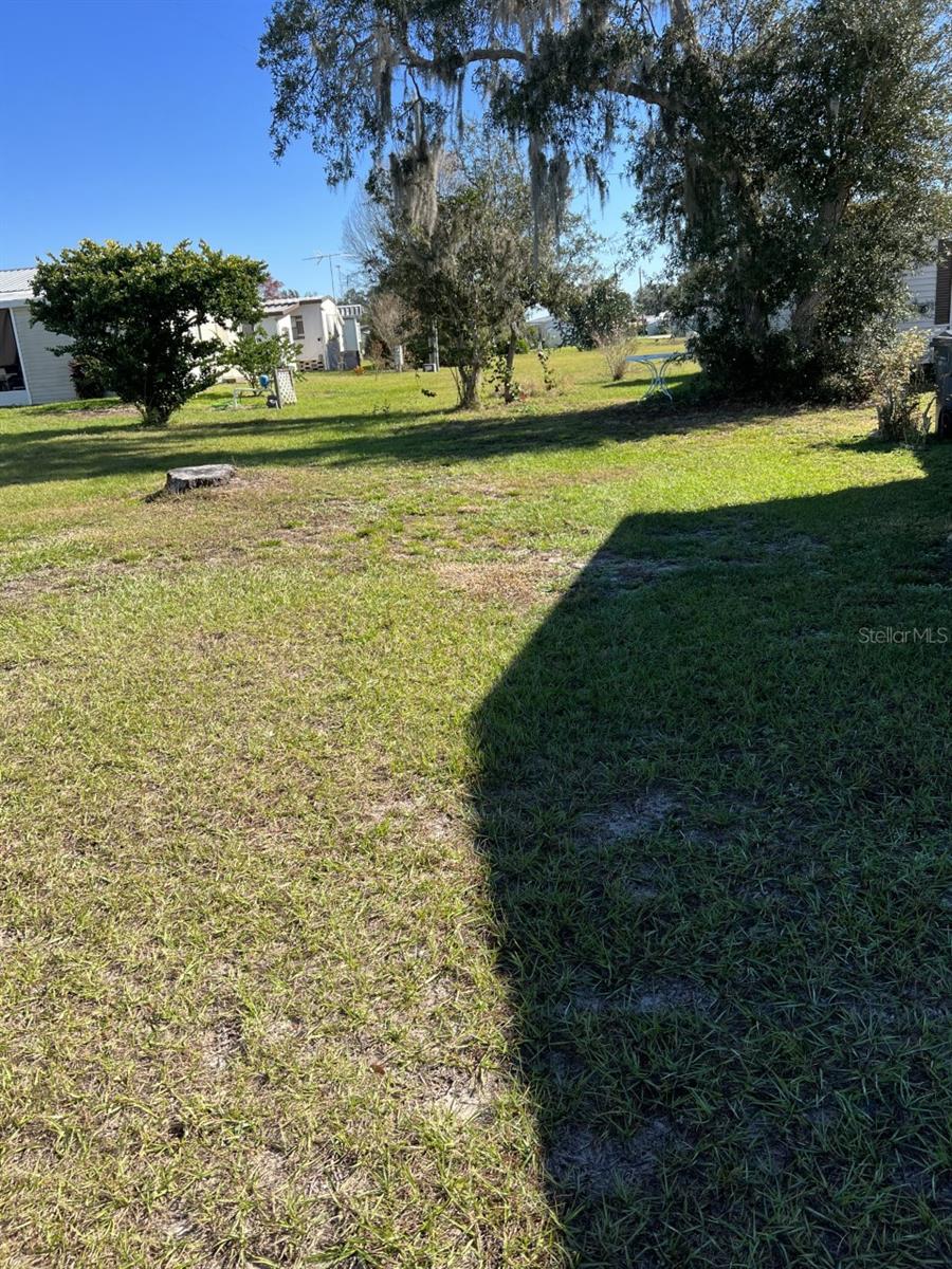 9072 LAKE POINT BLVD