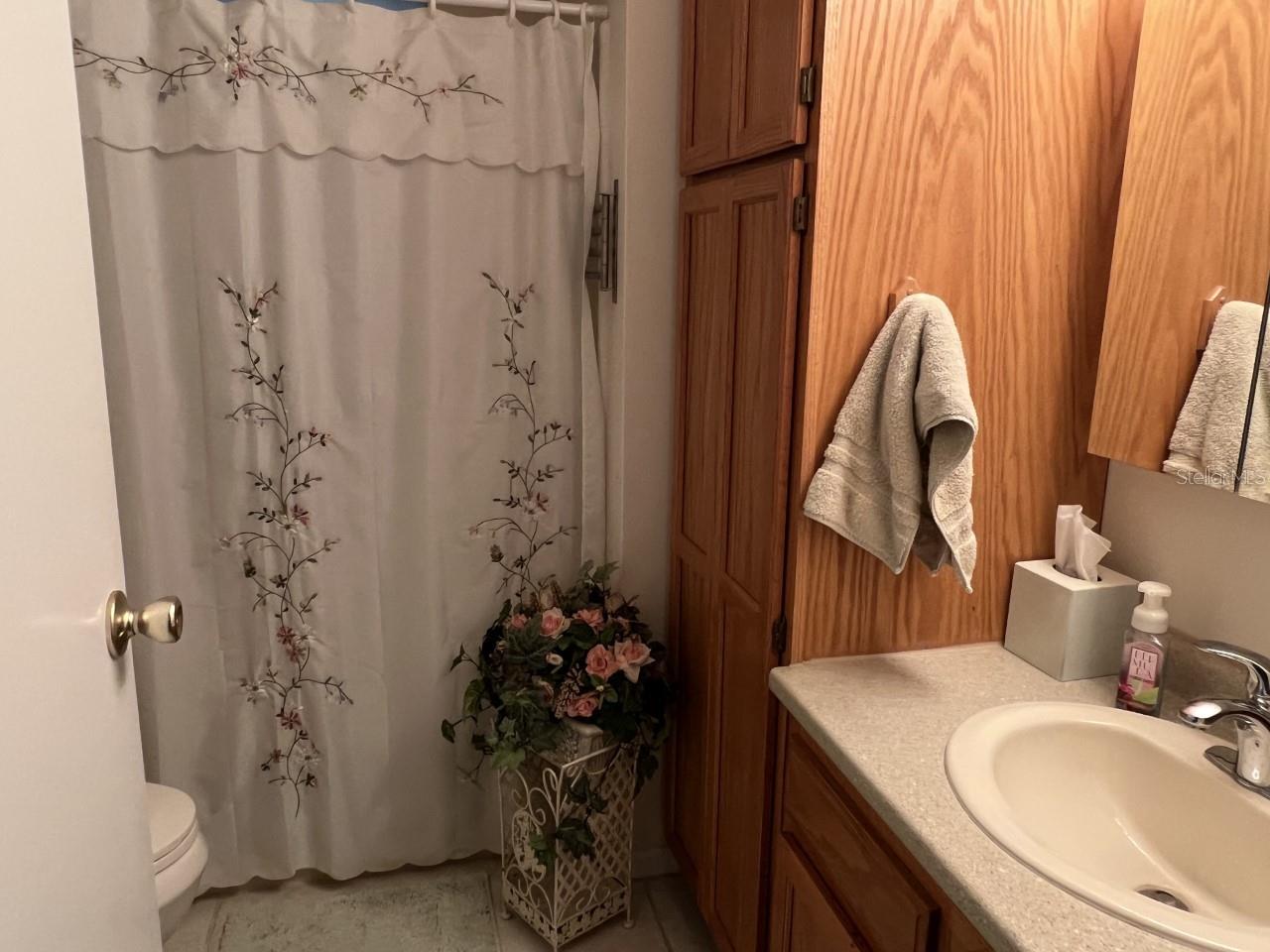 9072 LAKE POINT BLVD