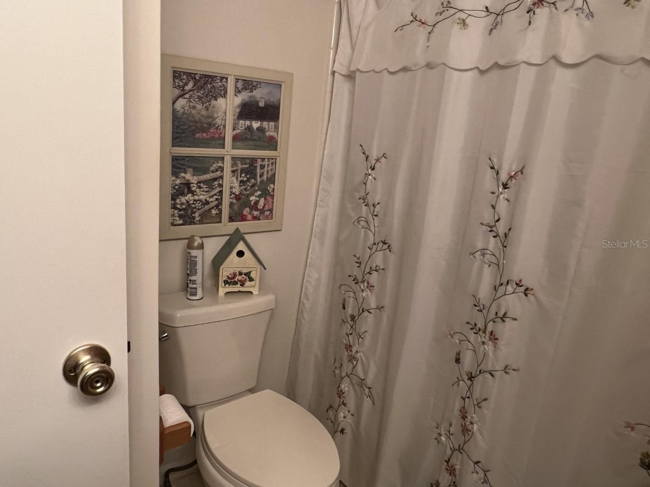 9072 LAKE POINT BLVD