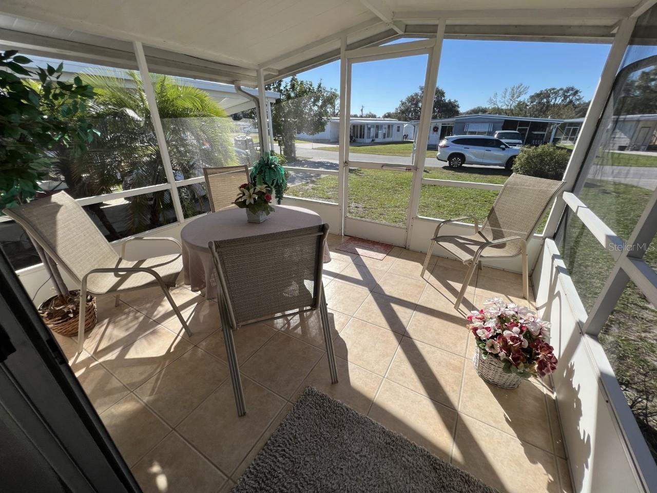 9072 LAKE POINT BLVD