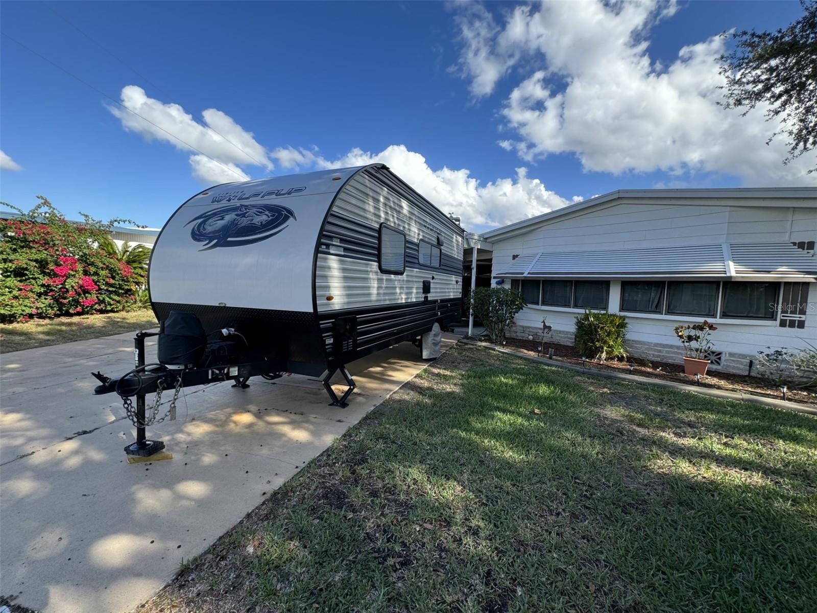 9000 LAKE POINT BLVD