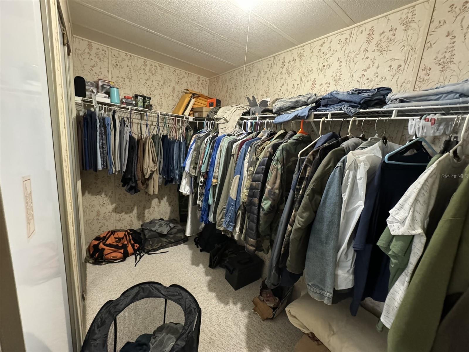 9000 LAKE POINT BLVD