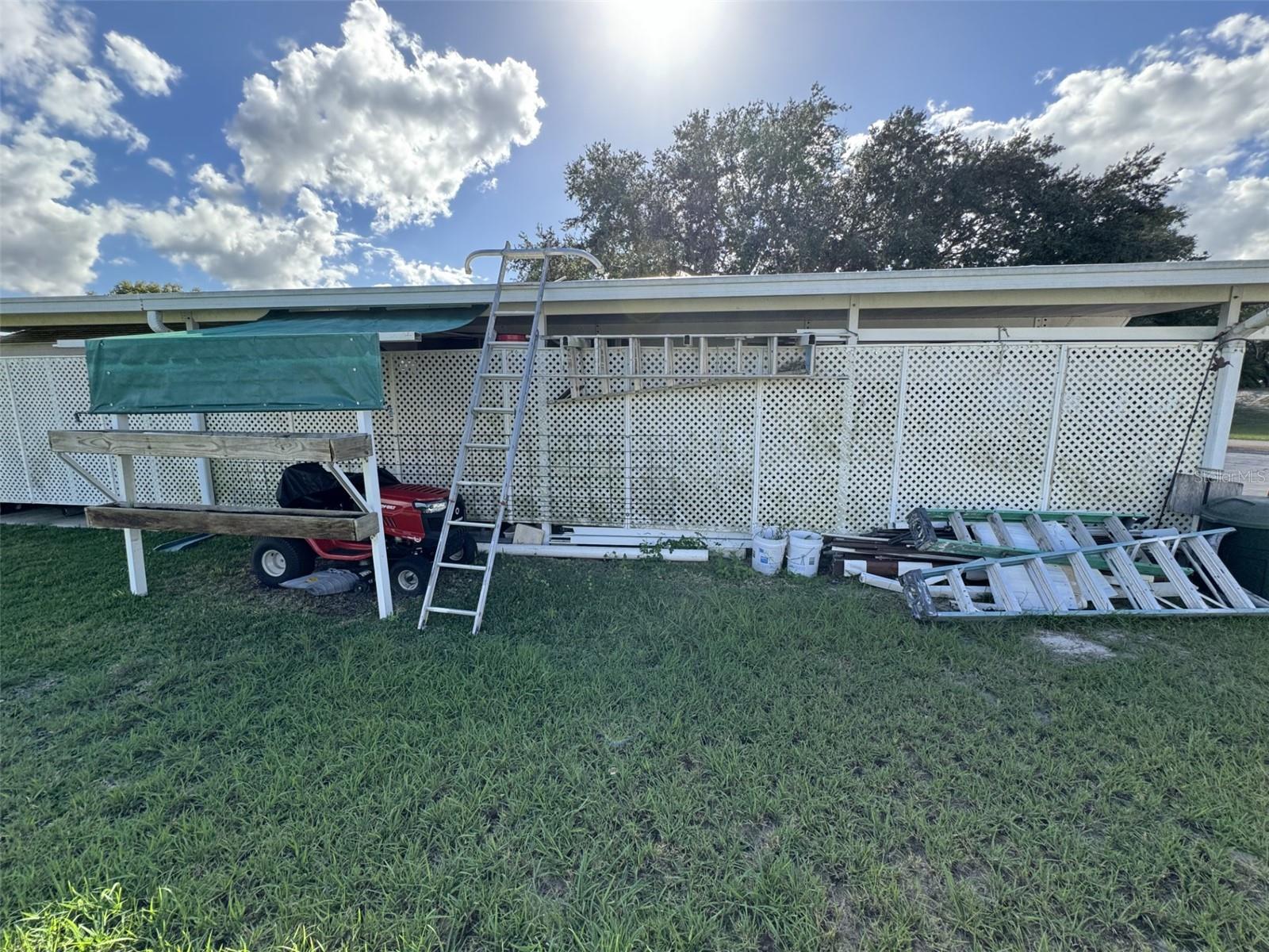 9000 LAKE POINT BLVD