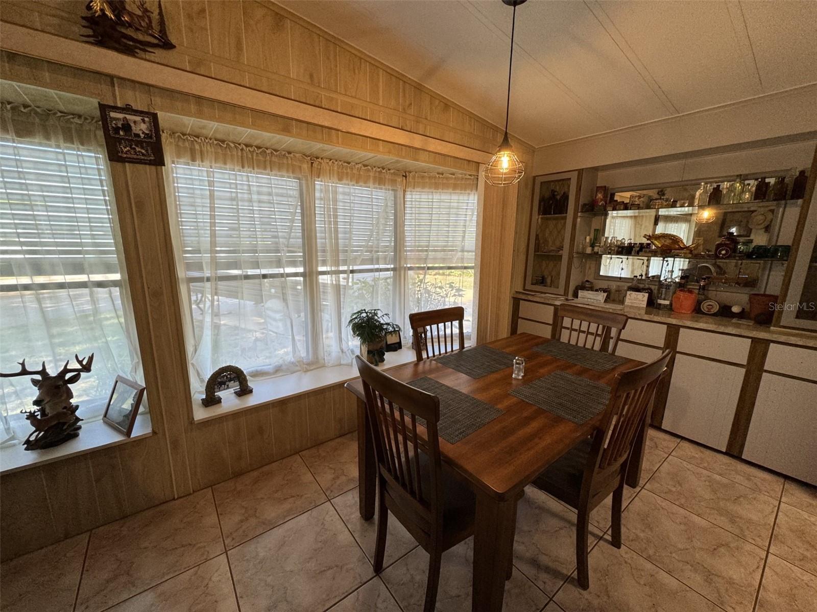 9000 LAKE POINT BLVD