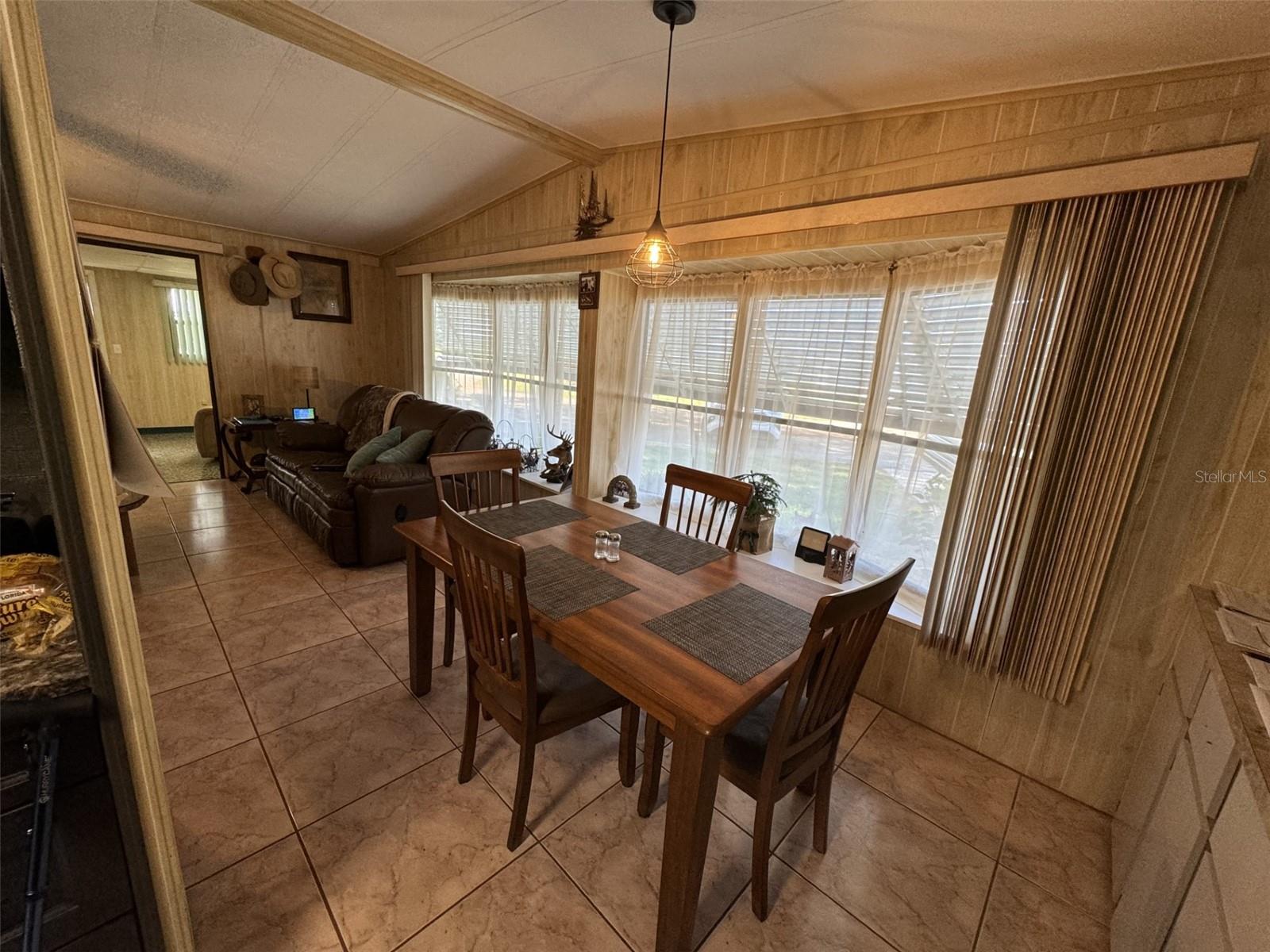 9000 LAKE POINT BLVD