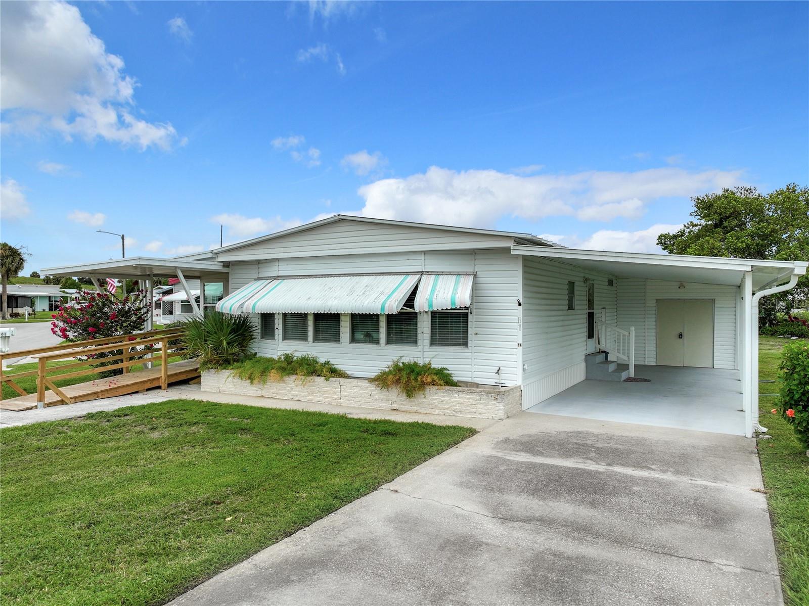 161 CANDLEWOOD DR