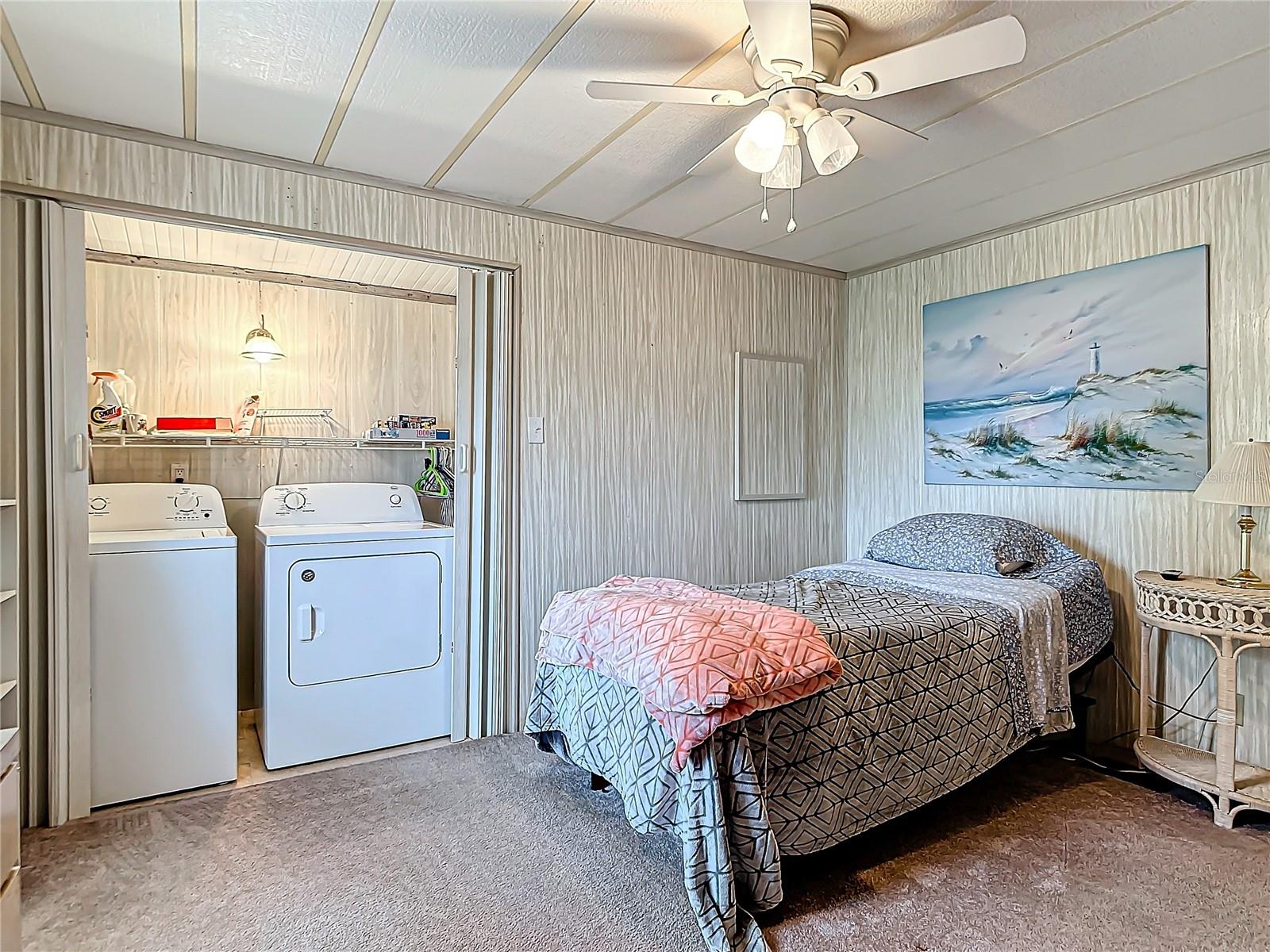 161 CANDLEWOOD DR