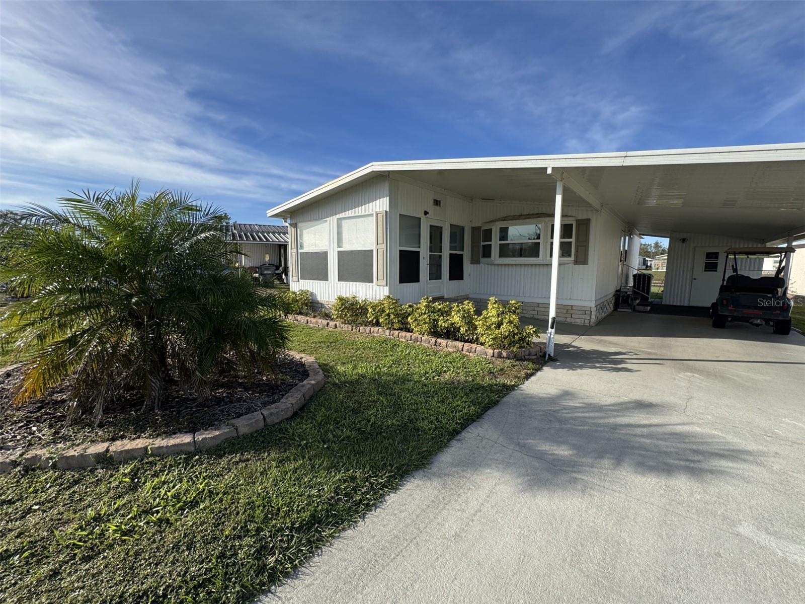 9138 LAKE POINT BLVD
