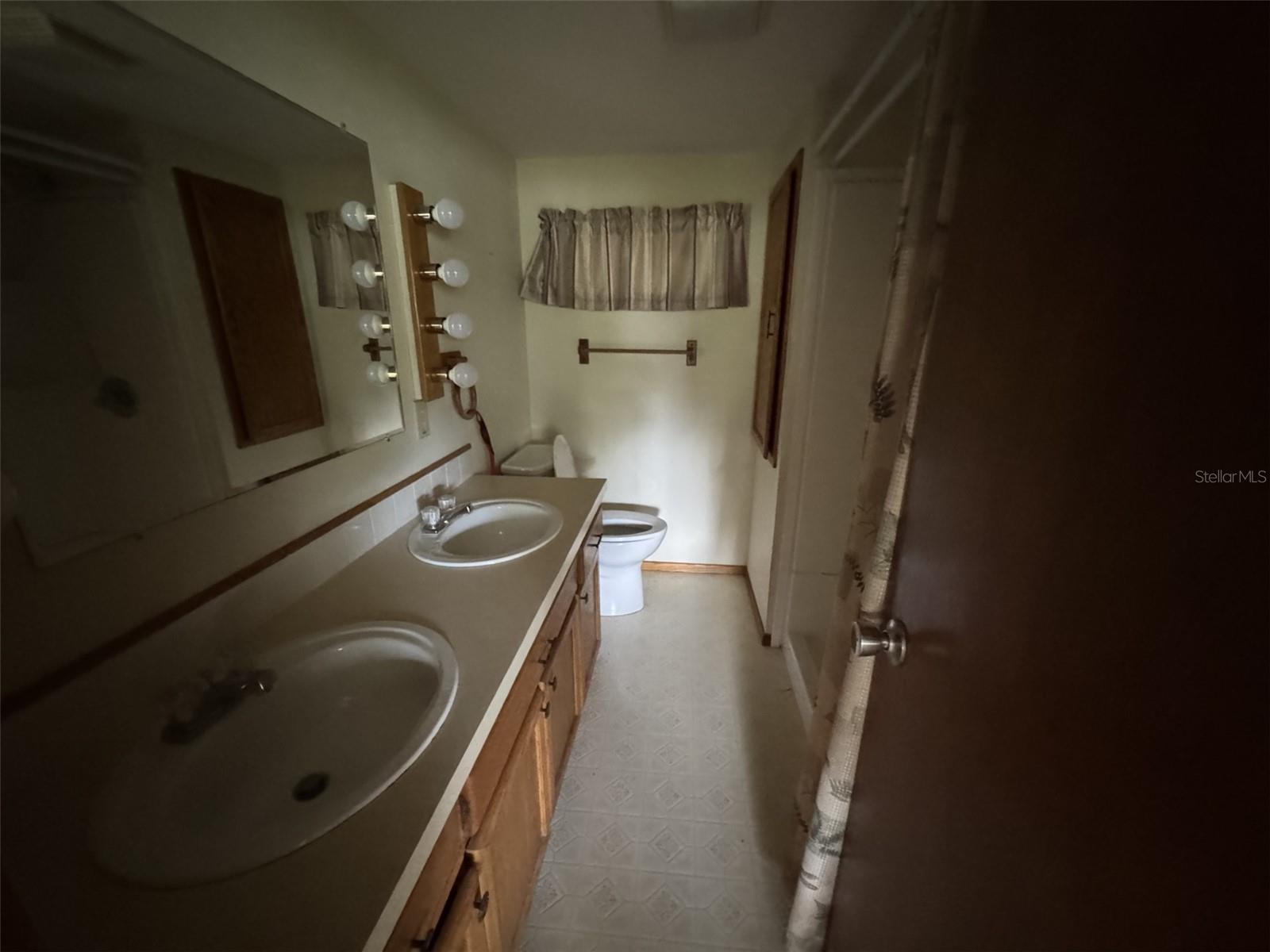 10411 KISSIMMEE BLVD