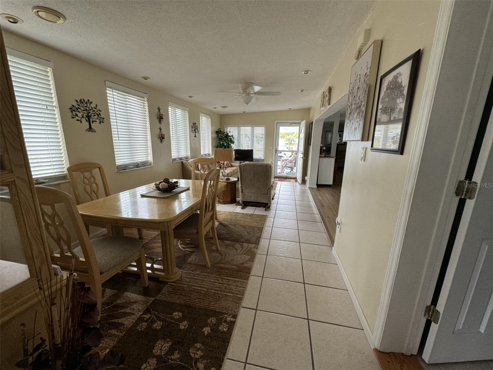 245 CHERRYWOOD DR