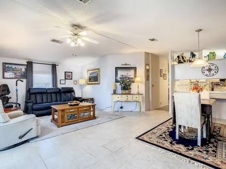 8442 BREEZE HILL DRIVE