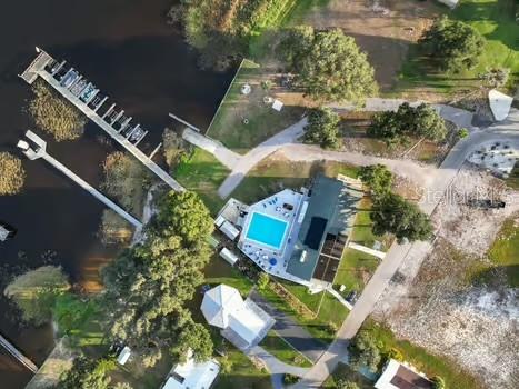 8442 BREEZE HILL DRIVE