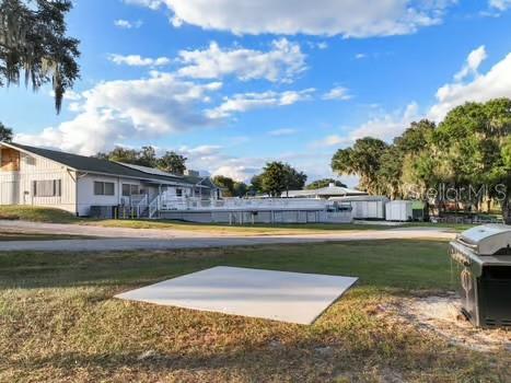 8442 BREEZE HILL DRIVE