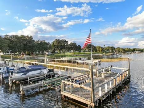 8442 BREEZE HILL DRIVE