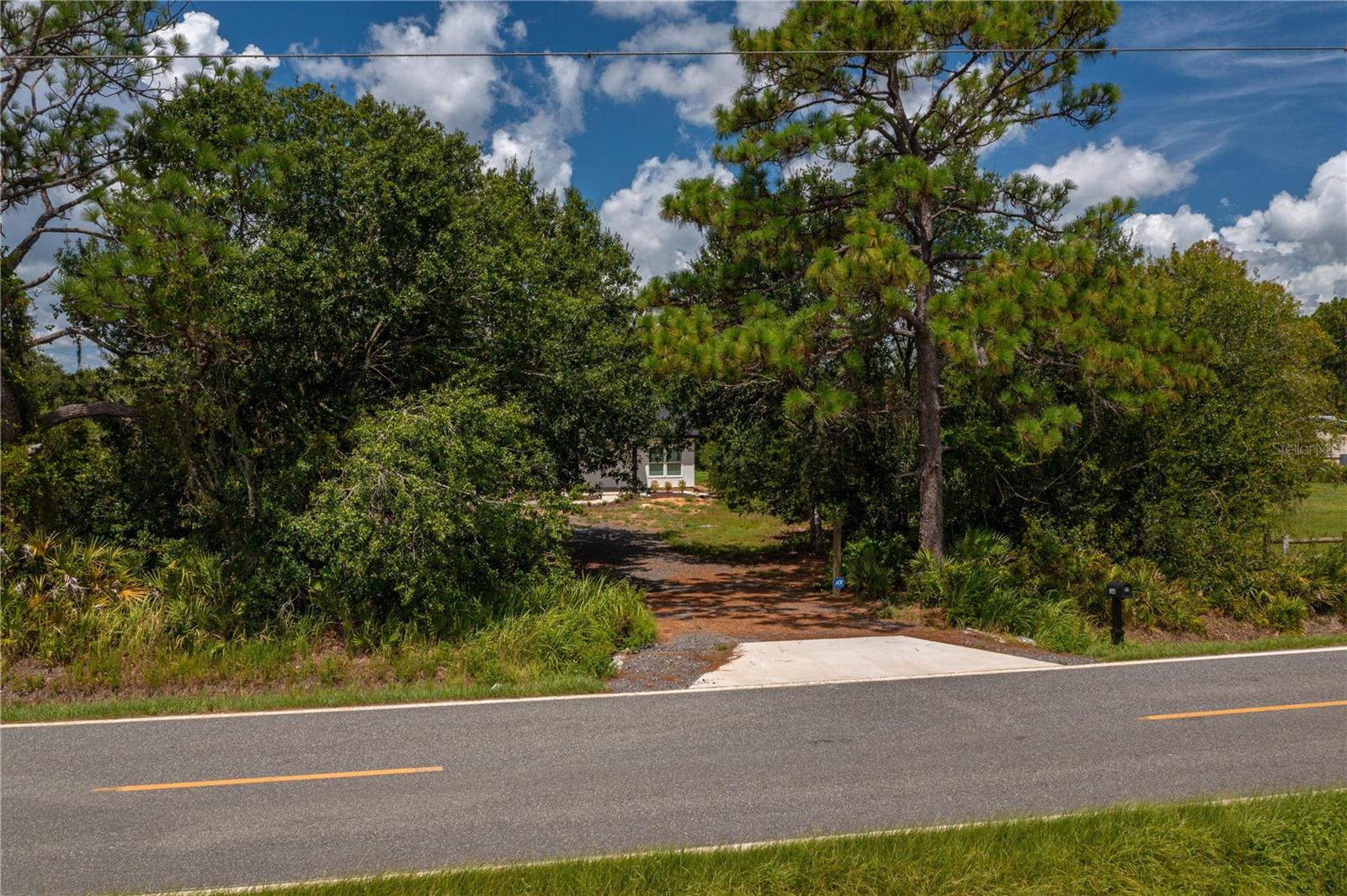 1340 W FROSTPROOF RD