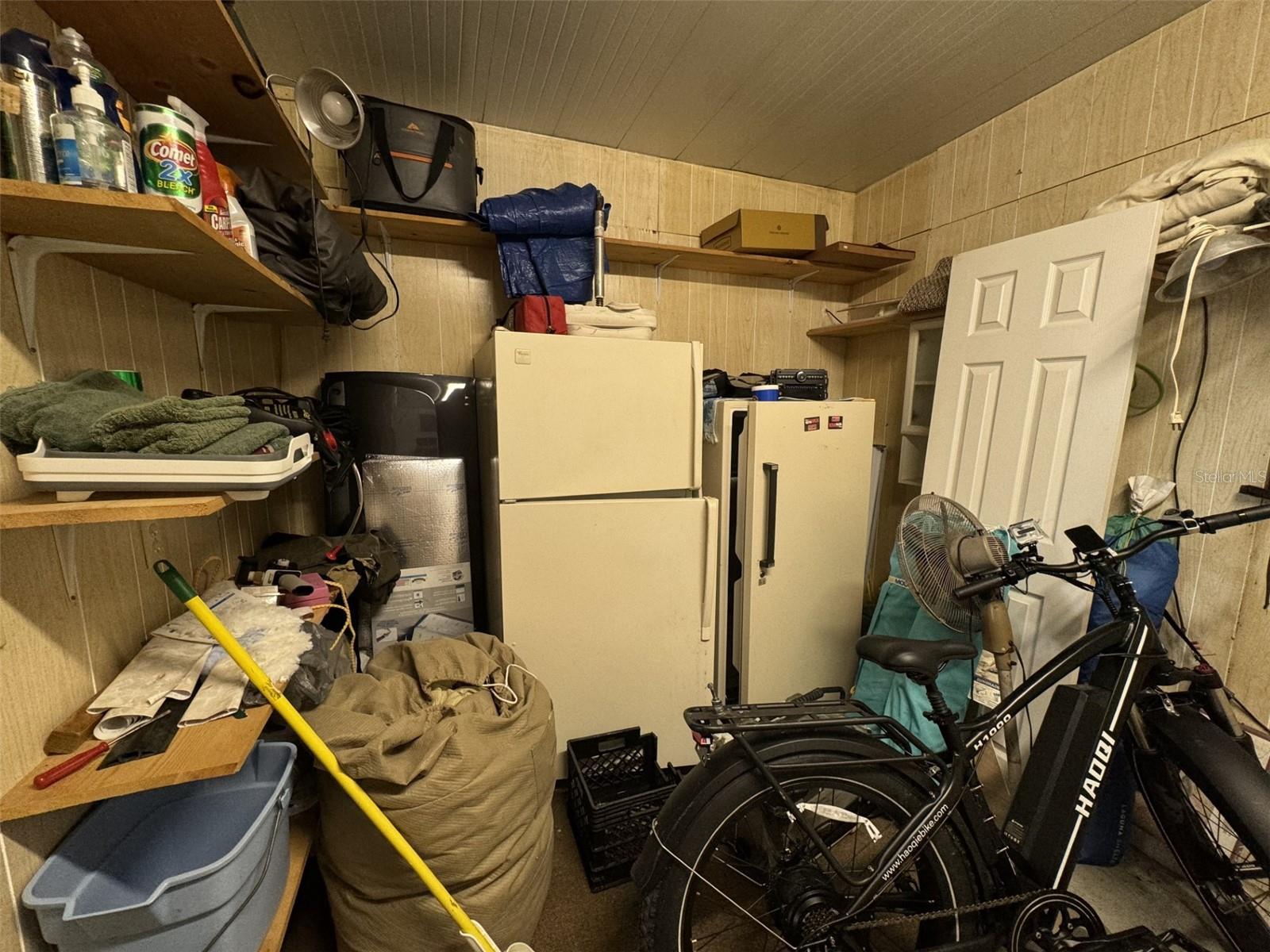 9000 LAKE POINT BLVD