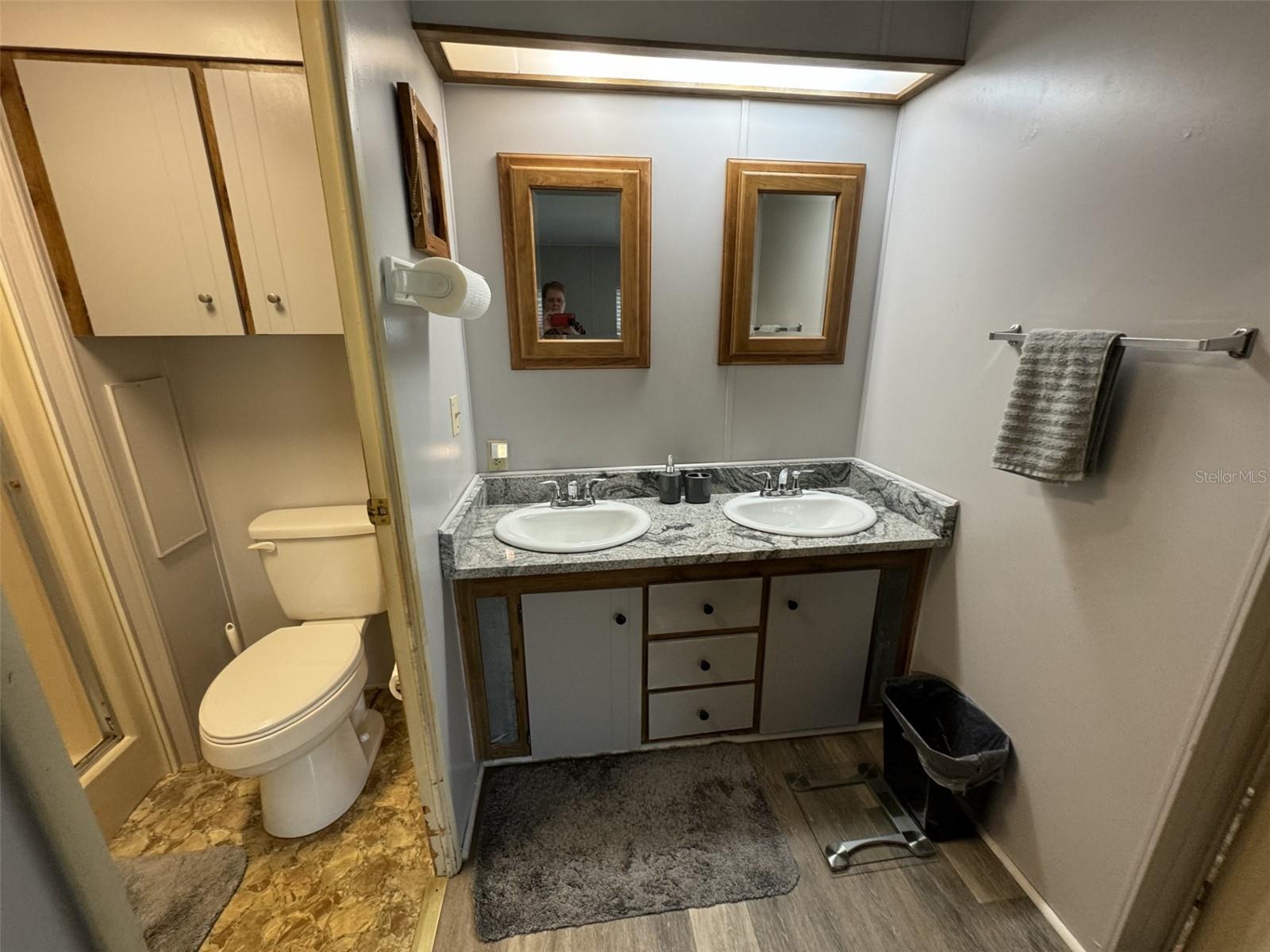 9000 LAKE POINT BLVD