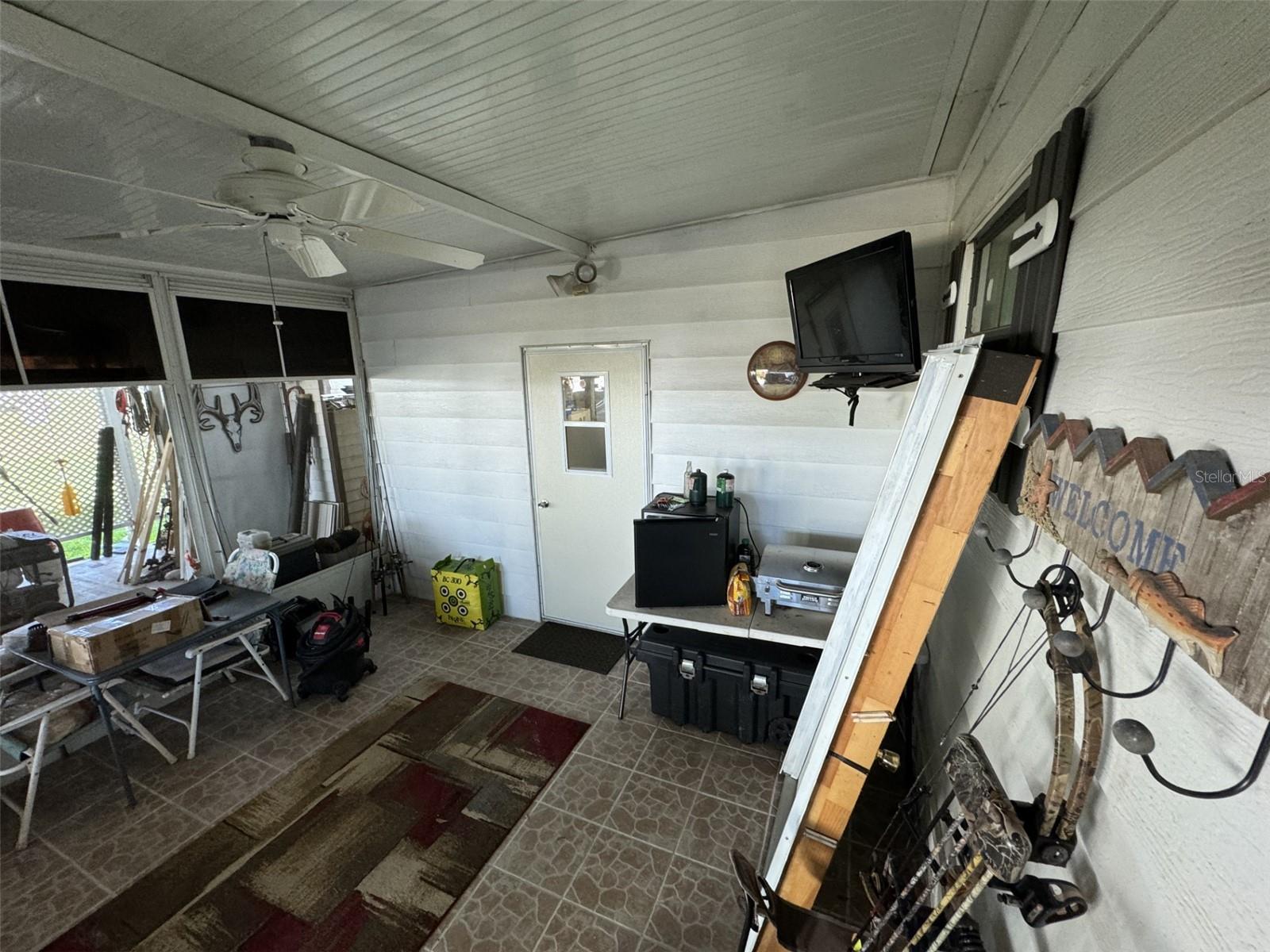 9000 LAKE POINT BLVD