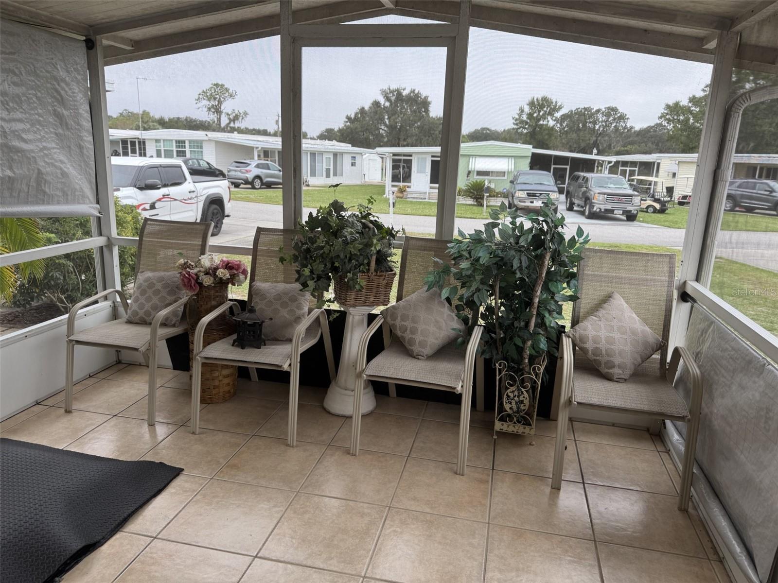 9072 LAKE POINT BLVD