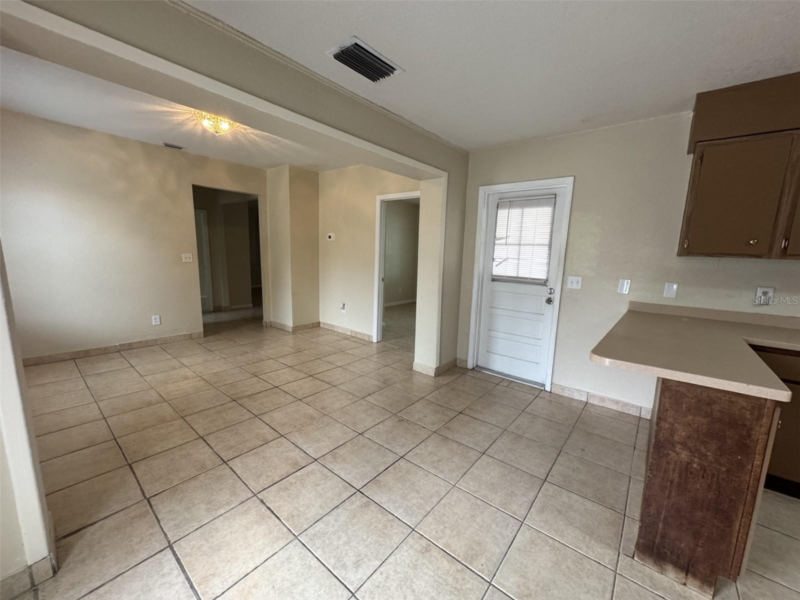 5158 OLD BARTOW EAGLE LAKE RD