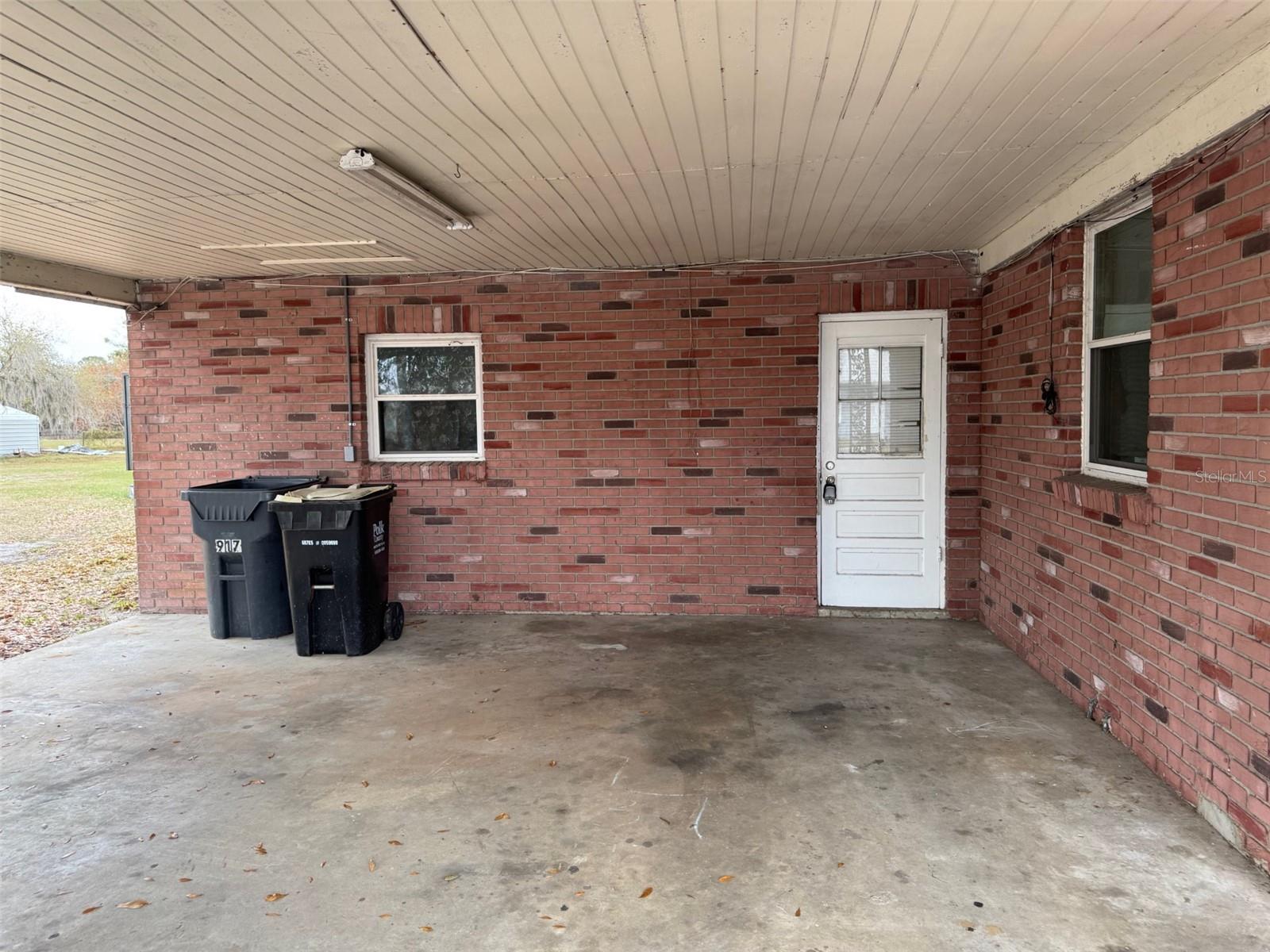 5158 OLD BARTOW EAGLE LAKE RD