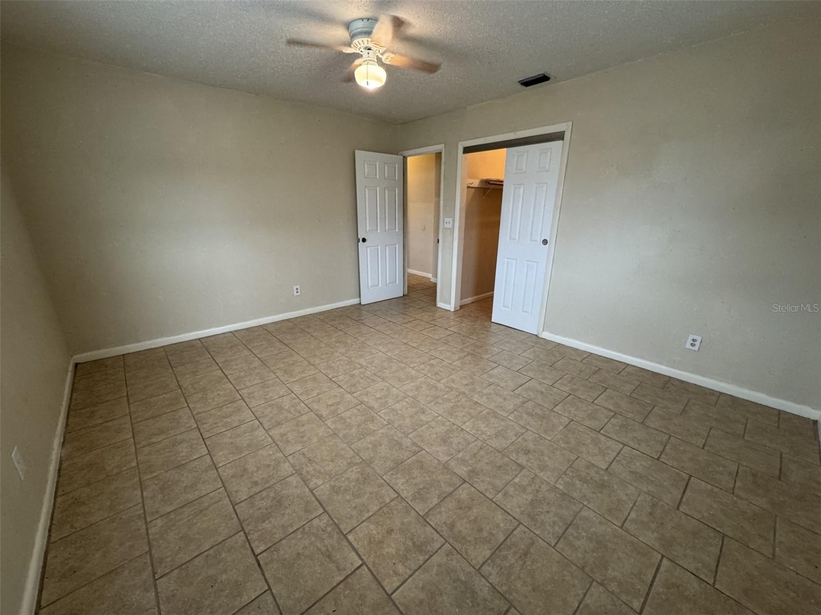 5158 OLD BARTOW EAGLE LAKE RD