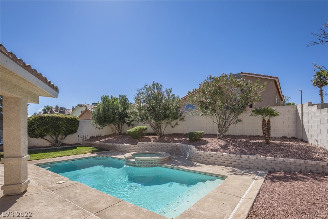 277 Plaza Capri Court