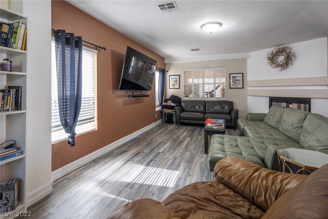 277 Plaza Capri Court