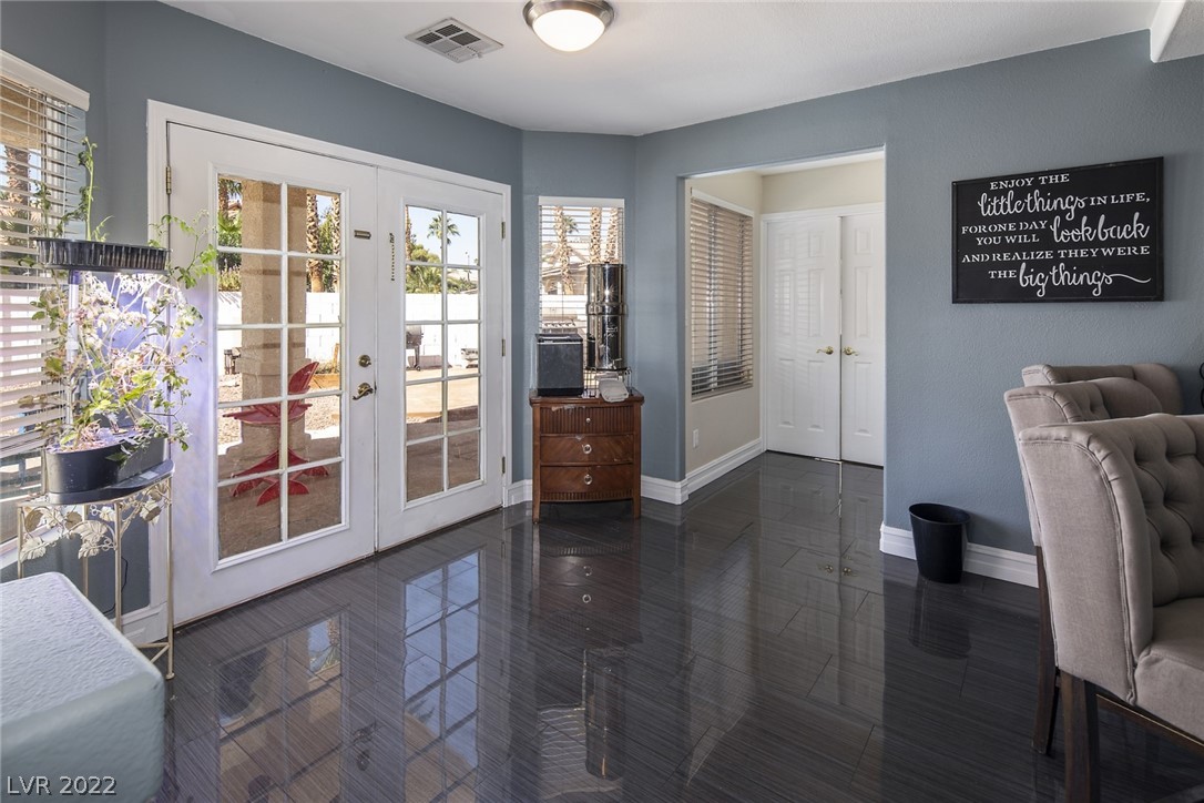 277 Plaza Capri Court