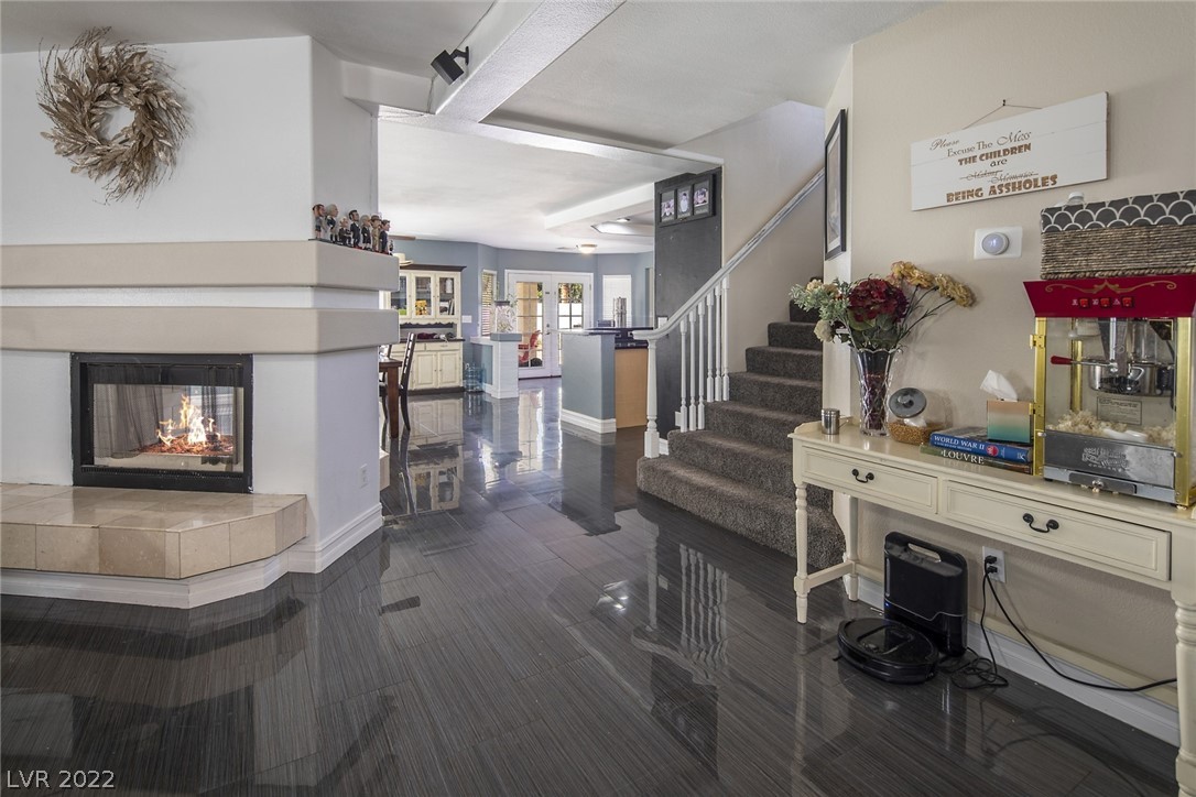 277 Plaza Capri Court