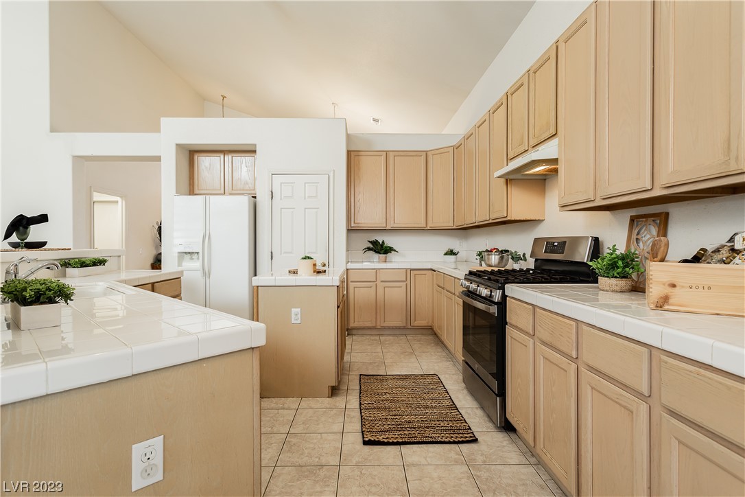 8513 Stone Harbor Avenue