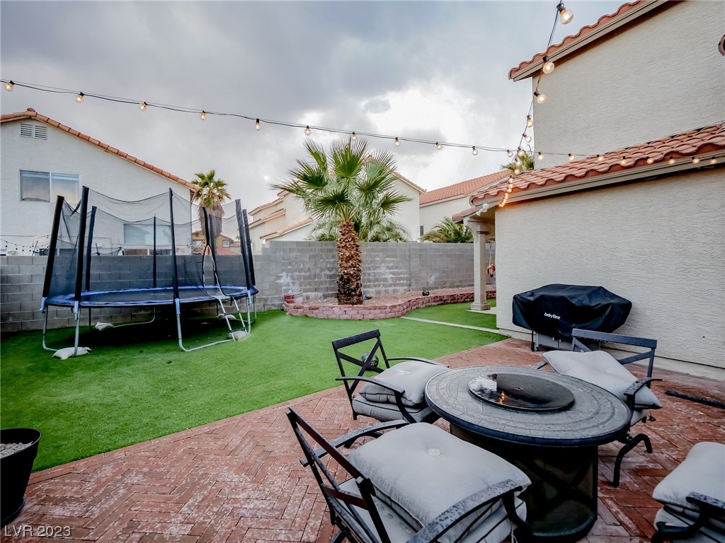 7405 Wildwind Drive